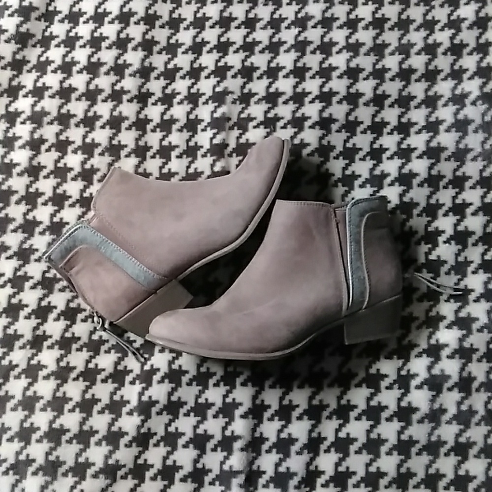 Tan suede ankle booties